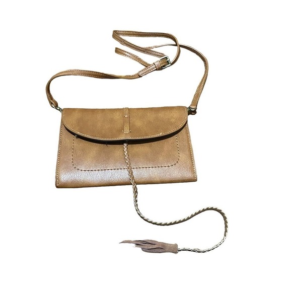 FREE People Brown Faux Leather Francesca Envelope Crossbody w/Removable Strap - Picture 3 of 12